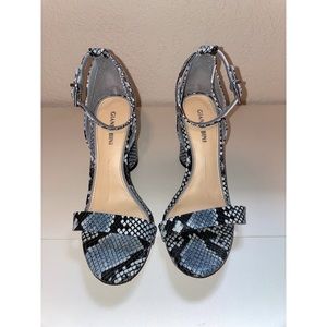 GIANNI BINI Blue Snakeskin Block Heel